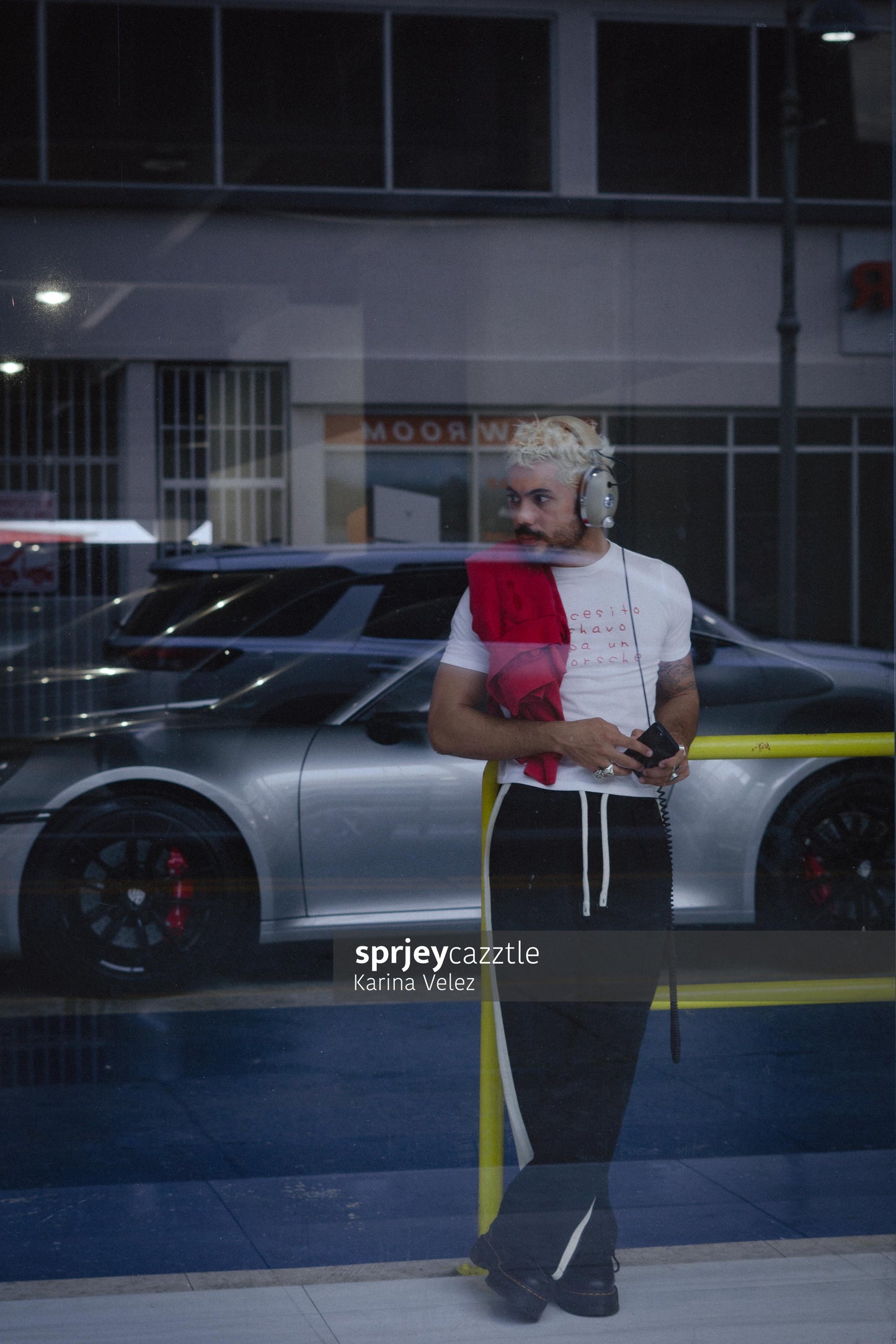 Necesito chavo pa un porsche